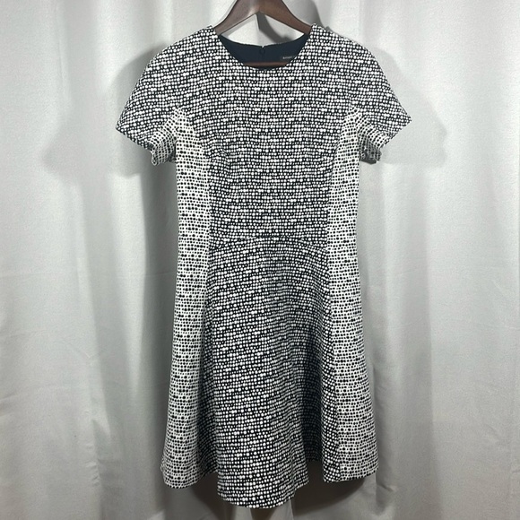 Banana Republic white and black  A-Line Mini Dress Crew Neck Short Sleeve - Picture 1 of 5